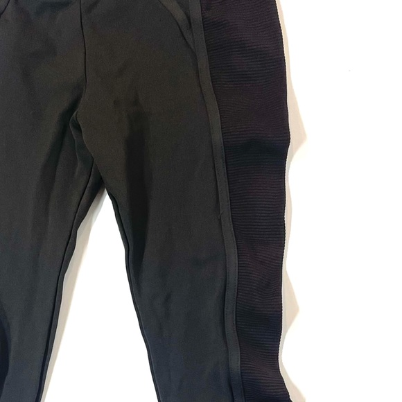 BCBGMaxAzria, kaki leggings, xxs, perfect condition - Picture 3 of 11